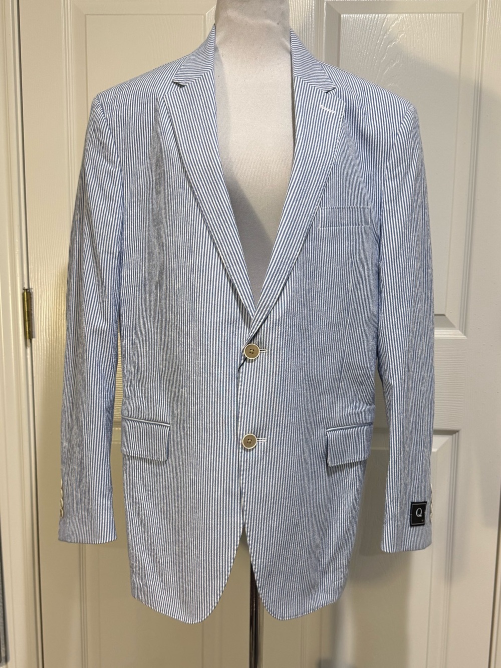 NWT! Flynt Q collection Stewart seersucker blazer